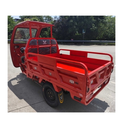 1980mm Wheelbase Electric Tricycle with Enclosed Cabin and 6 Leaf Spring Rear Suspension
